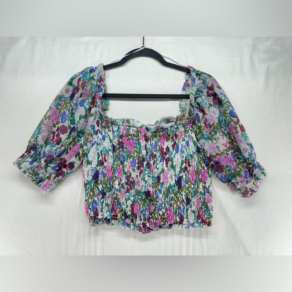 ASTR The Label Puff Sleeve Cropped Top‎ Square Neck Smocked Cottagecore Womens M